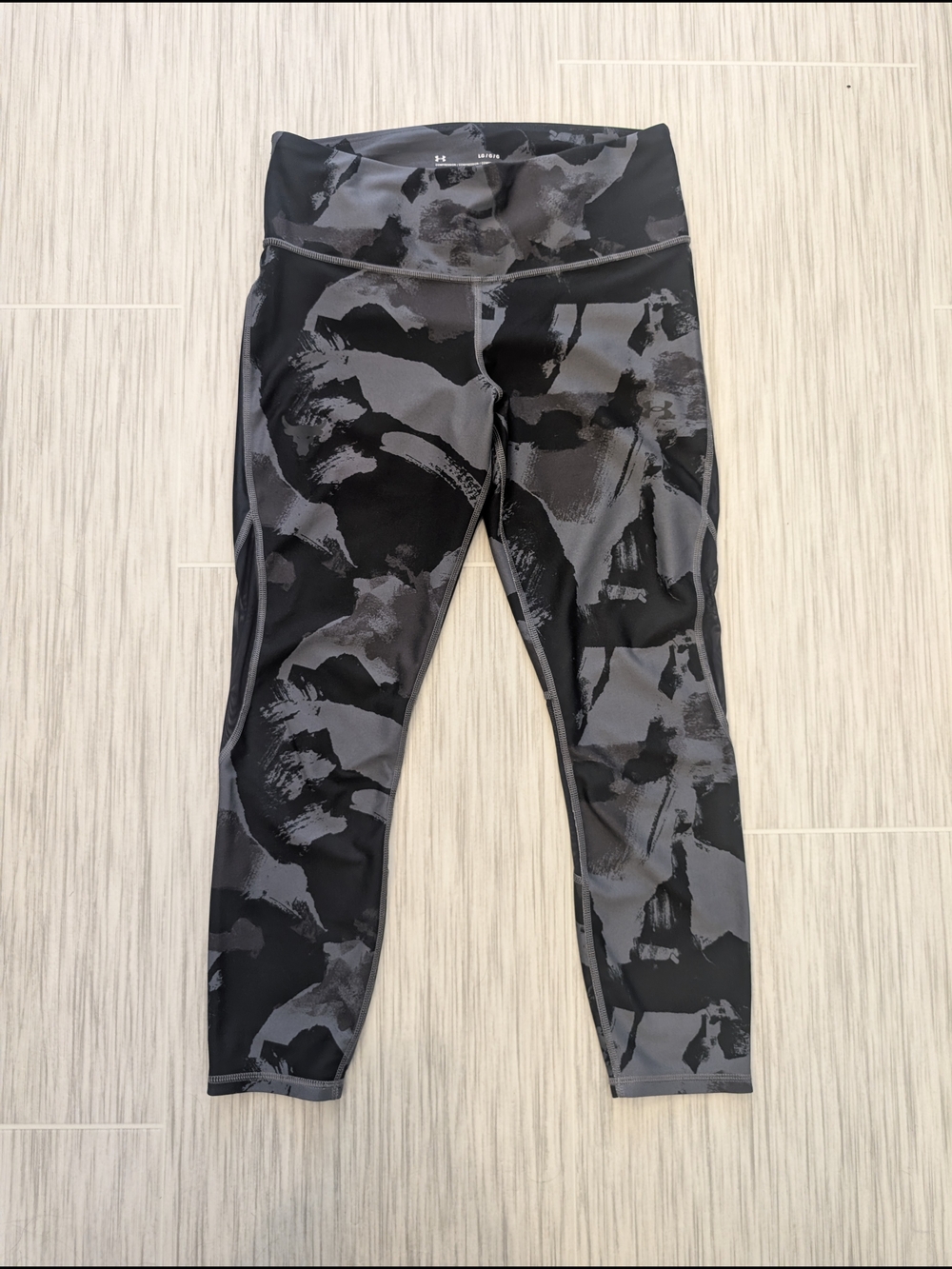 Under Armour Black & Gray Camo Leggings